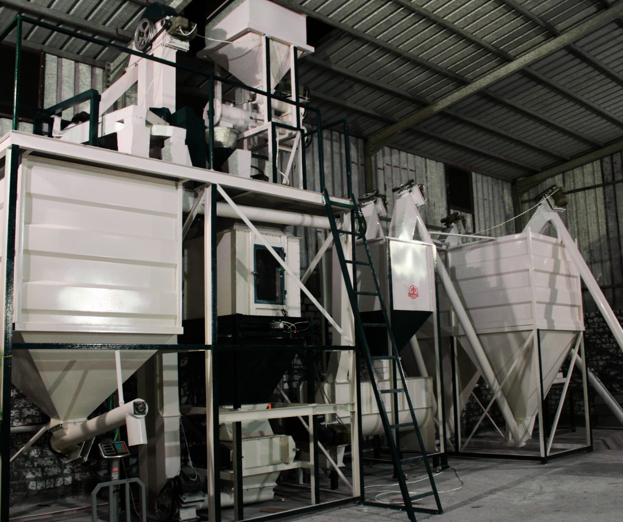 Equipping a feed mill