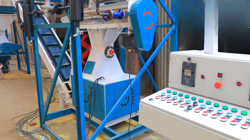 250 pellet mill, die size