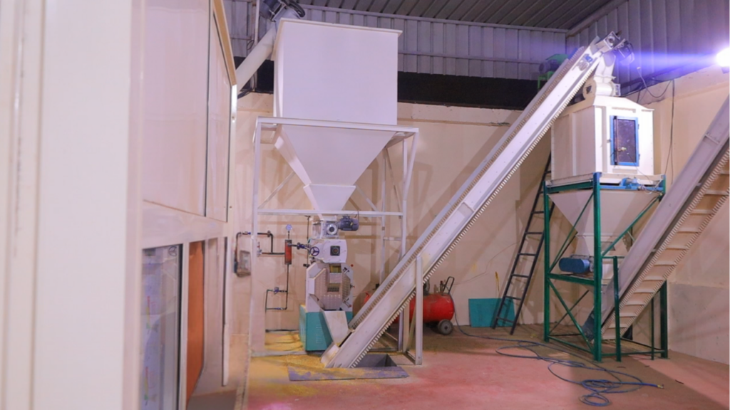 Pellet mill bin, 2–3 tonne capacity